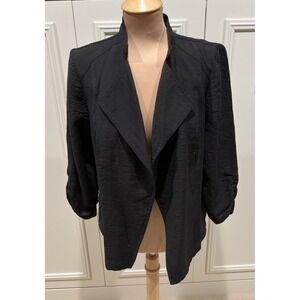 Chicos Women's Black Lightweight Cardigan Size 2 Large Zip Pockets Minimalist